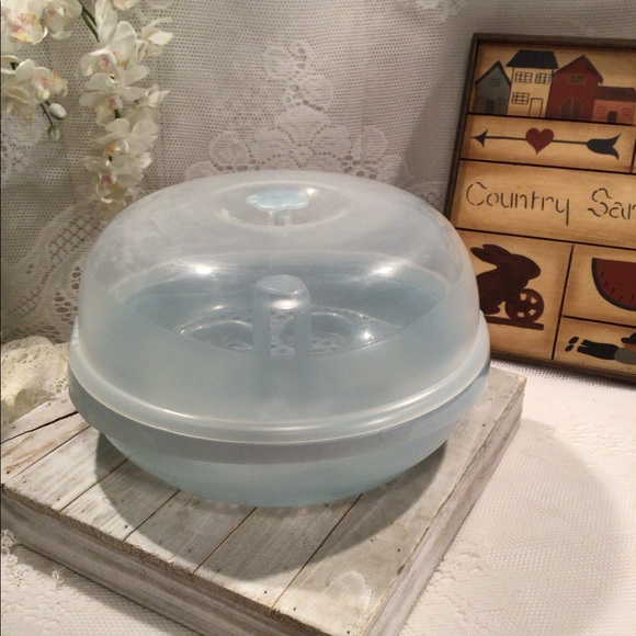 Nuby Natural Touch Microwave Steam Sterilizer For Baby Bottles and Nipples - Picture 8 of 14